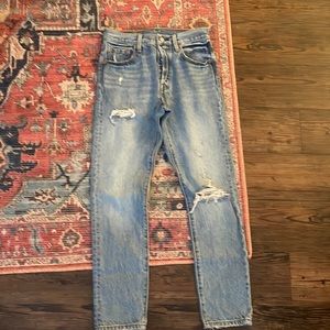 Size 25 Levi pants